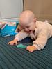 BRUSH-BABY BÀN CHẢI TẬP ĐÁNH RĂNG VÀ MÁT XA NƯỚU SILICONE MỀM MẠI CHO BÉ (10-36 THÁNG)