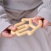 MINIKOIOI GẶM NƯỚU BÀN TAY SILICONE CAO CẤP GIÚP GIẢM ĐAU VÀ NGỨA NƯỚU CHO BÉ
