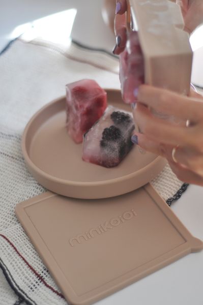 MinikOiOi Khay Trữ Thức Ăn Silicone Có Nắp Đậy