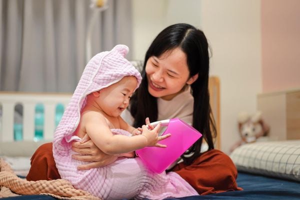 L'Ange Khăn Tắm/Khăn Quấn/Chăn Đắp Có Nón Vải Bông 6 lớp 80x80cm