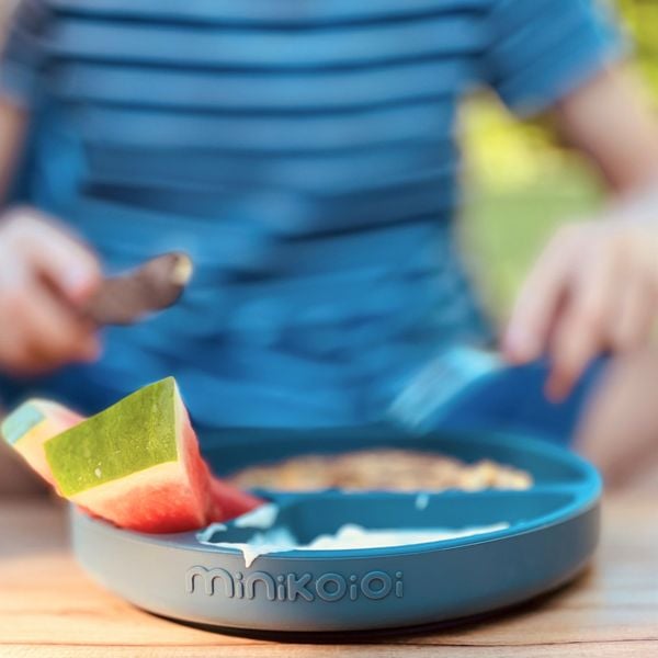 MinikOiOi Khay Ăn Dặm Silicone Có Đế Hít Chống Trơn
