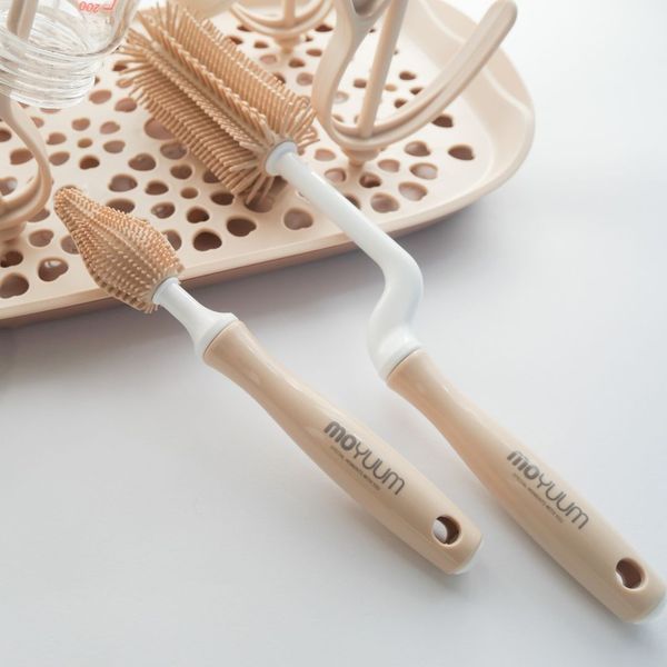 MOYUUM BỘ CỌ RỬA BÌNH VÀ NÚM BẰNG SILICONE (SET 2 CÁI)