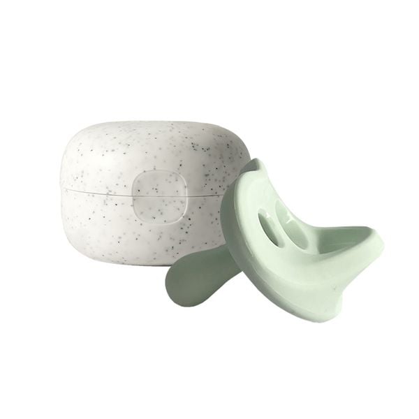 MOYUUM NÚM TI SILICONE CHO BÉ, TẶNG KÈM HỘP ĐỰNG TIỆN LỢI