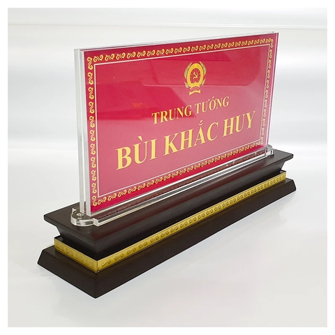 Biển chức danh mica đế gỗ 3 cấp kích thước 12x24cm - Bảng tên chức danh