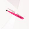 009. Nhíp nghiêng màu hồng - PRETTY IN PINK SLANT TWEEZER (1230-PLLT-APAC)