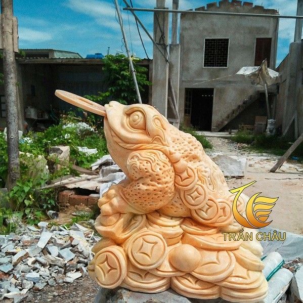 Thiềm Thừ Phong Thủy Đá Cẩm Thạch Vàng