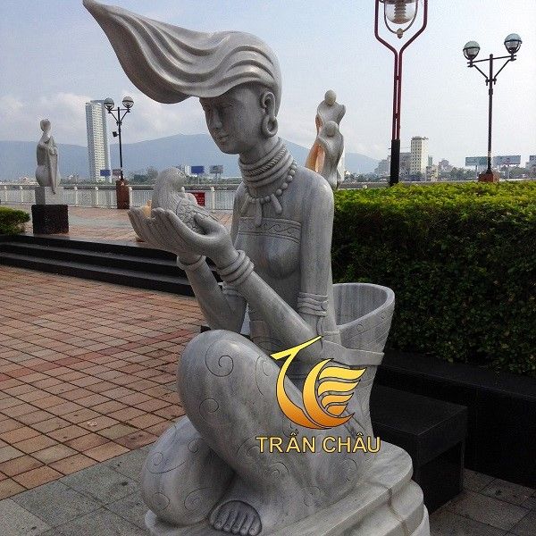 Mẫu Tượng Nghệ Thuật Trang Trí Sân Vườn Đẹp Năm 2021 Tượng Nghệ Thuật Cô Gái Đá Tự Nhiên