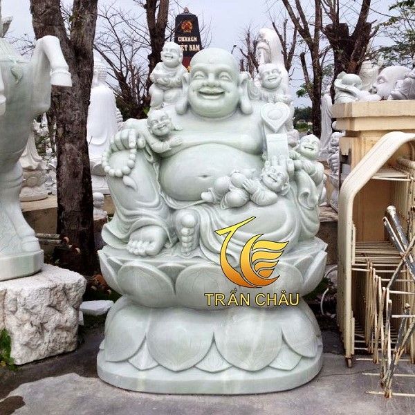 Tượng Phật Di Lặc Đứng Bằng Đá Tự Nhiên