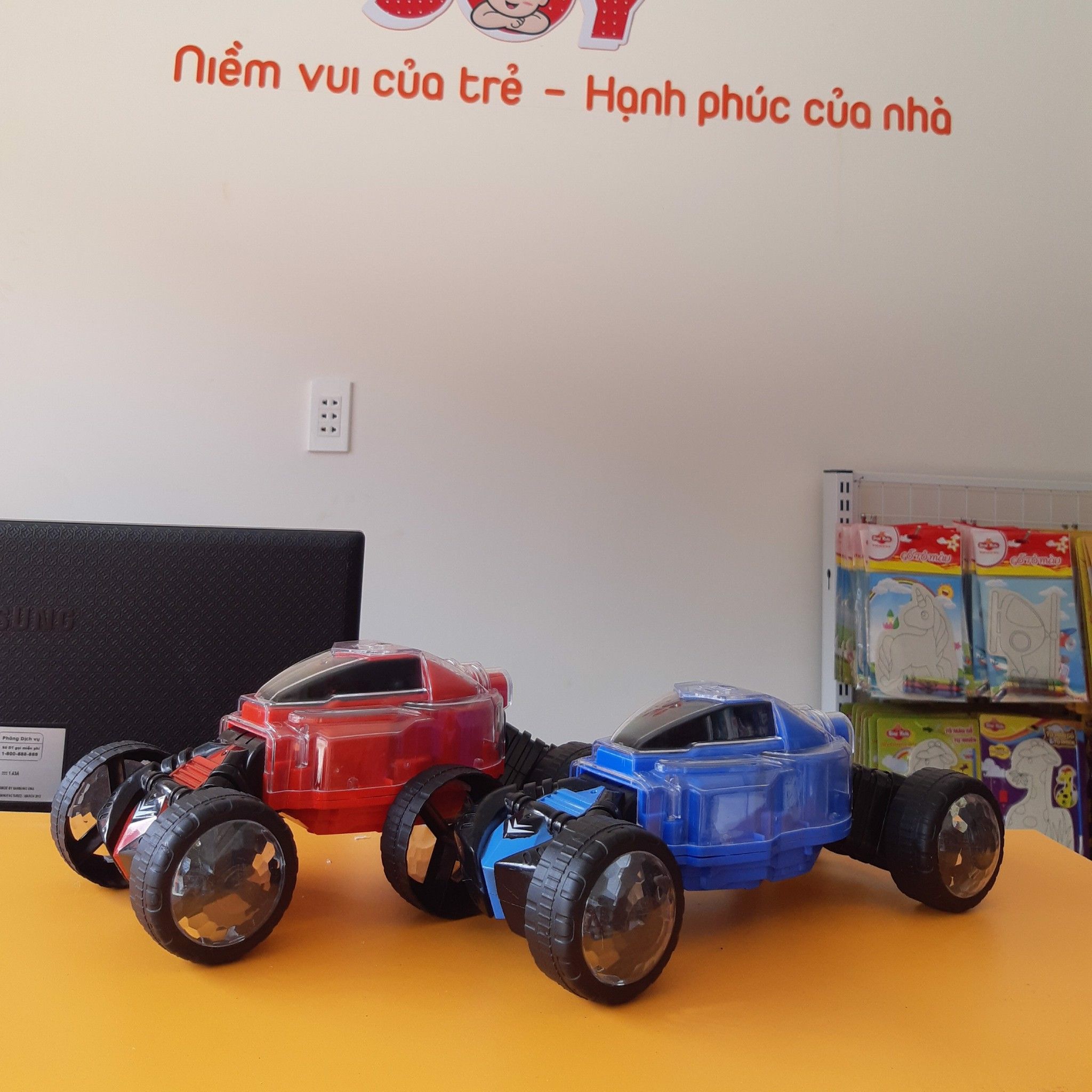  Đồ Chơi Bé Trai - Lồng Đèn Xe Đua 