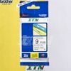 Nhãn in tiêu chuẩn brother Tze-221 9mm chữ đen nền trắng