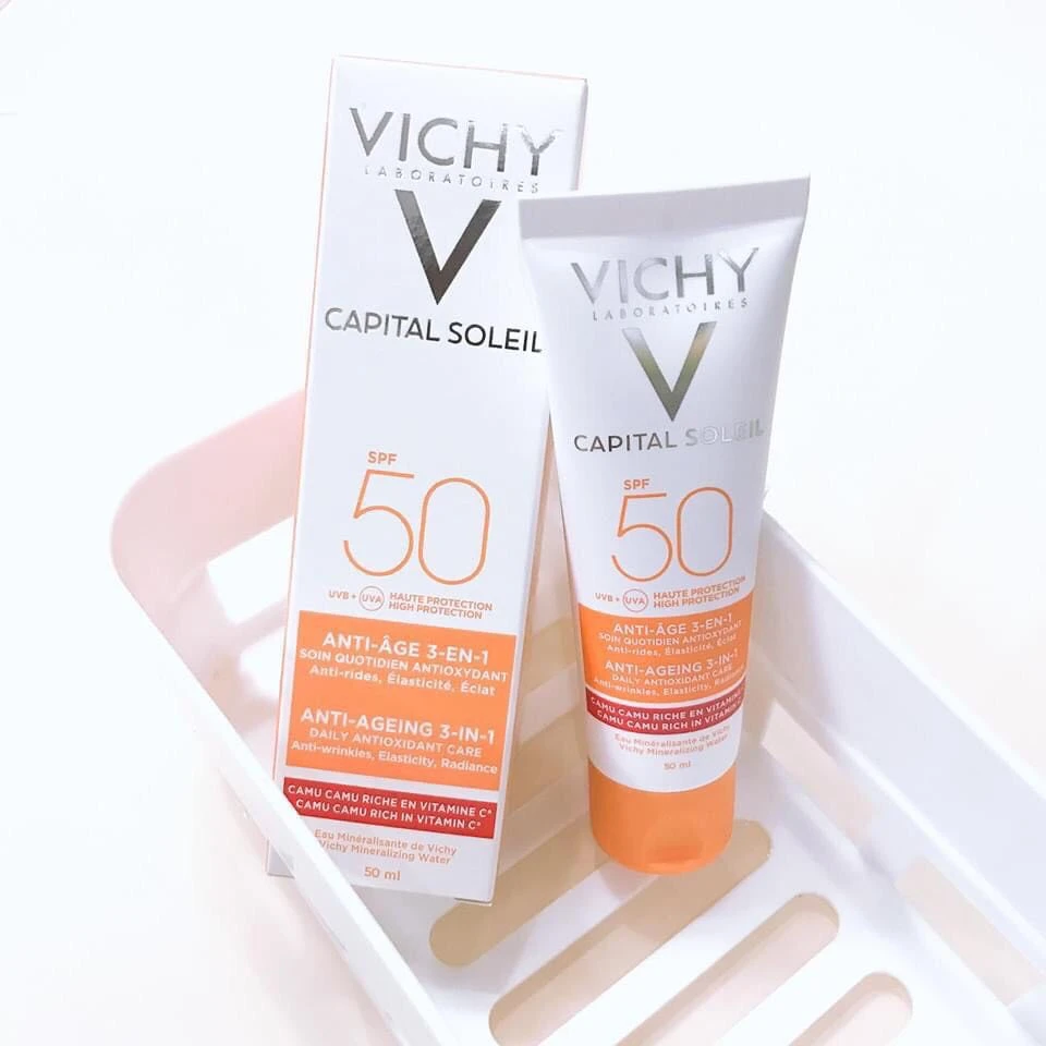 Kem chống nắng ngăn ngừa lão hóa da Vichy Capital Soleil Anti-Ageing 3-In-1 SPF 50