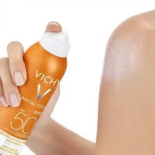 VICHY IDEAL CAPITAL SOLEIL SPF50 UVB+UVA INVISIBLE HYDRATING MIST - CHAI XỊT CHỐNG NẮNG DẠNG PHUN SƯƠNG LÂU TRÔI SPF50, CHỐNG TIA UVB+UVA
