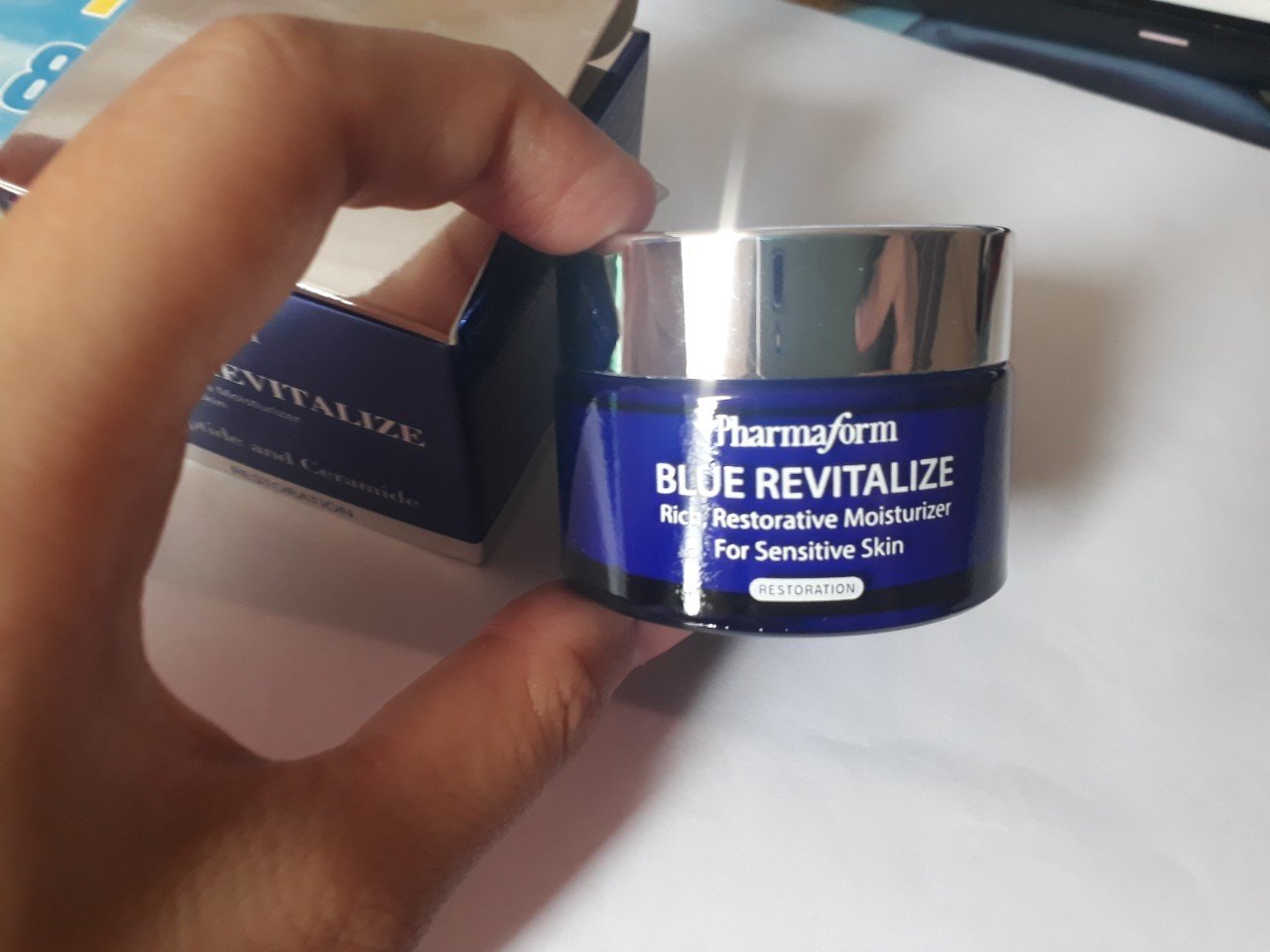 Blue Revitalize Pharmaform - Kem Dưỡng Cải Thiện Lão Hóa Da Hiệu Quả