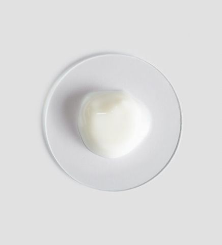 Rửa Mặt Dạng Kem Mịn, Dịu Nhẹ Comfort Zone Essential Milk