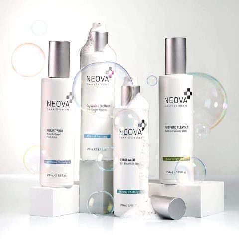 Neova Herbal Wash – Sữa rửa mặt chiết xuất từ thực vật
