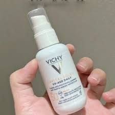 Gel chống nắng giúp giảm nếp nhắn do tia UV Vichy Capital Soleil UV-Age Daily Anti Photo-Ageing Water Fluid SPF50+