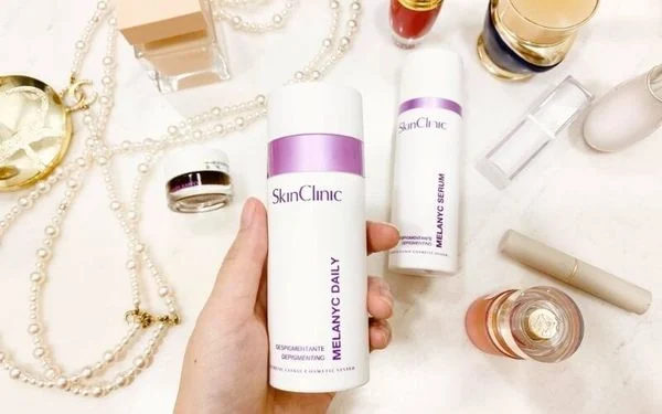 Skin clinic Melanyc Daily - Kem Điều Trị Nám Có Thể Sử Dụng Hàng Ngày