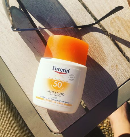 Kem chống nắng Eucerin Sun Fluid Mattifying SPF 50+