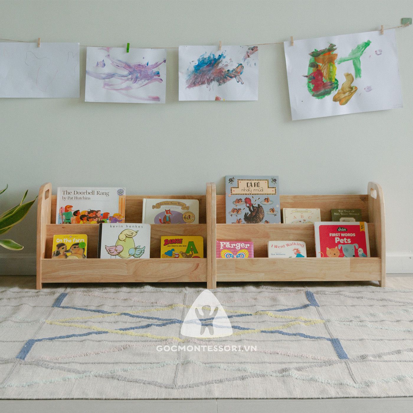  Montessori Bookshelf 