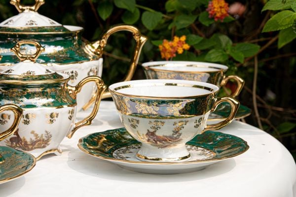  Bộ cà phê sứ Tiệp con thú xanh lá 