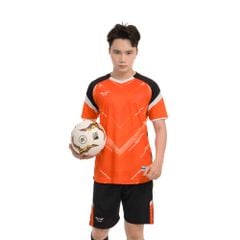 Bộ Quần Áo Bóng Đá Win 01