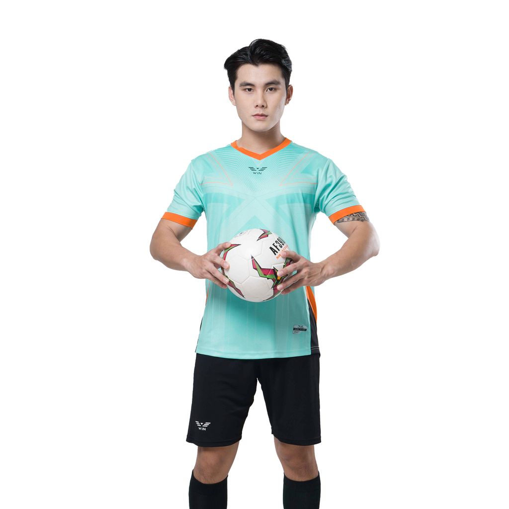Bộ Quần Áo Bóng Đá Win 02