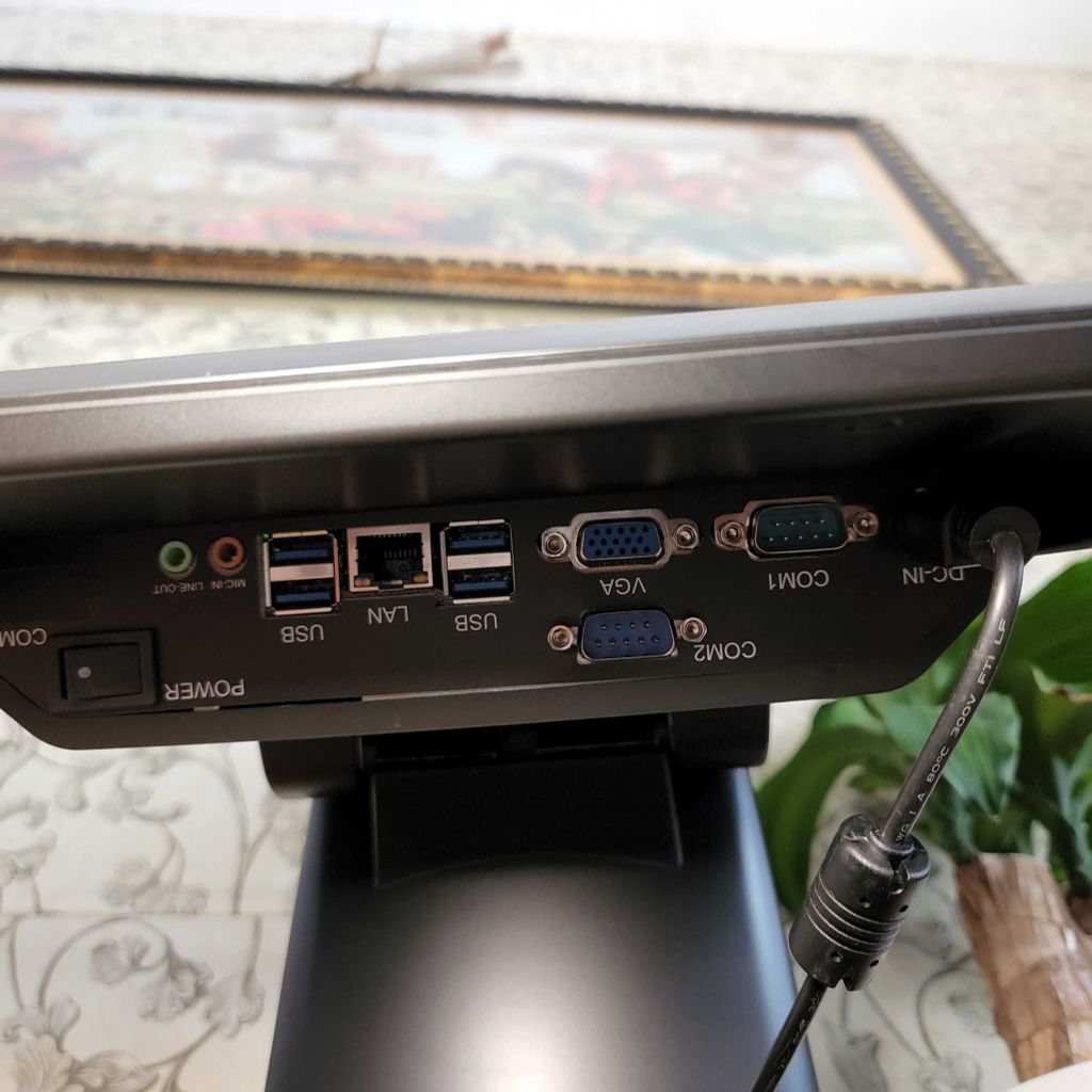 Máy POS bán hàng cảm ứng HTZ9T (i5 /4G/120GB/CÓ LOA)