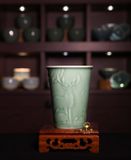  Ly cao uống trà sứ Long Tuyền men Mai Tử Thanh (Hà Tuấn Mai Tử Thanh Khả Nhạo Bôi) 