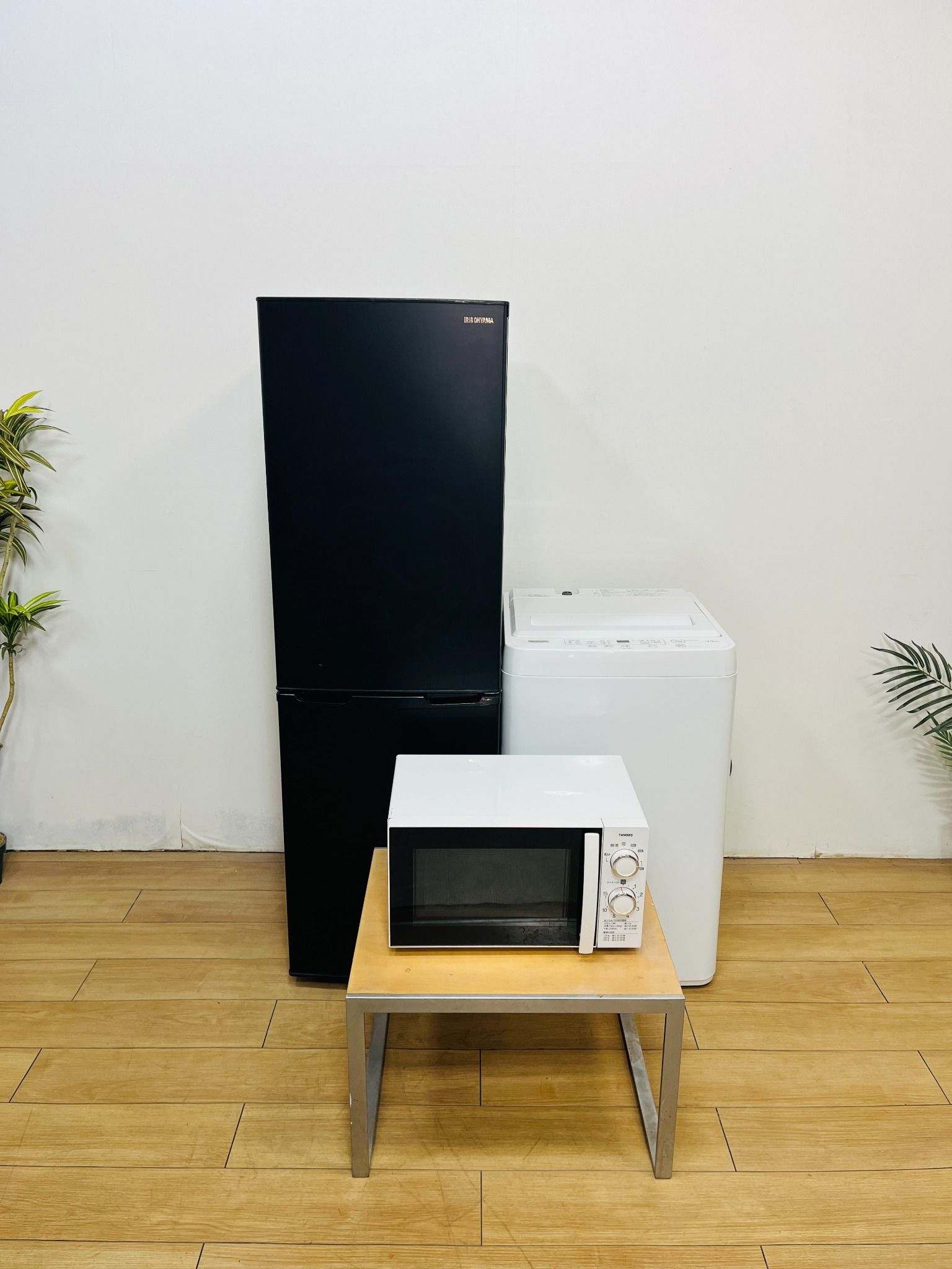Set D11633 Refrigerator 160L B 19 Iris - Washing machine 4,5kg B 
