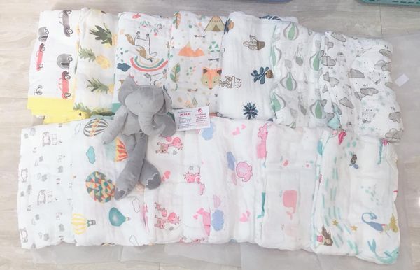 Chăn/ khăn  sợi tre  Mom Trusted 4 lớp