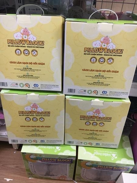 Bộ chặn kèm gối Ualarogo