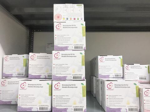 Bộ phụ kiện cho máy hút sữa Medela pump