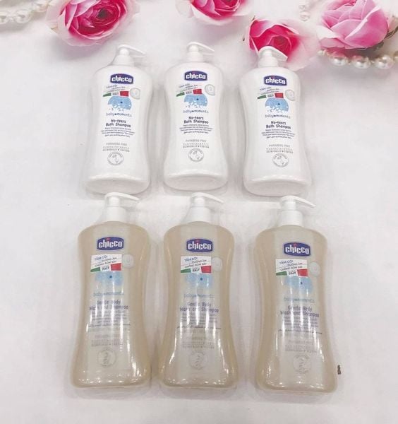 Sữa tắm gội Chicco Hoa cúc
