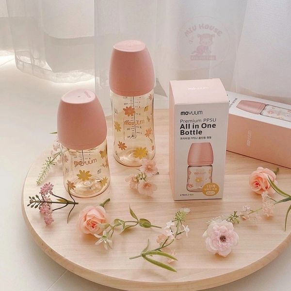 Bình sữa Núm Ti Moyuum 270ml hoa cúc