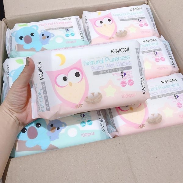Khăn ướt cao cấp K-Mom Hàn Quốc (100c)( 3 tặng 1)