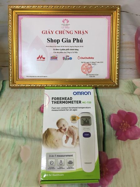 Nhiệt kế đo trán hồng ngoại Omron MC-720