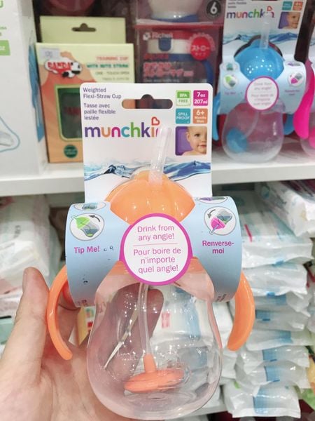 Cốc uống hút mọi tư thế Munchkin