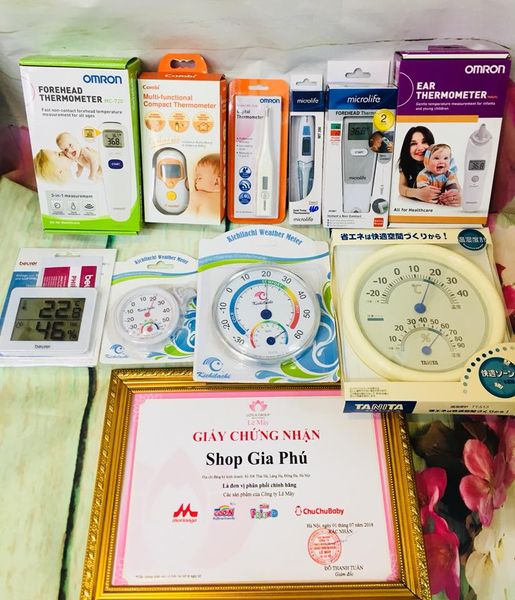 Nhiệt kế đo trán hồng ngoại Omron MC-720