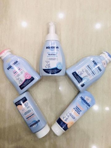 Sữa tắm tạo bọt Baby chiết xuất Olive Hữu cơ Sanosan 250ml