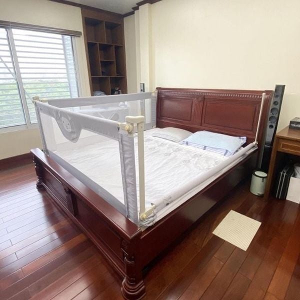 Thanh chắn giường Umoo mẫu mới 2020