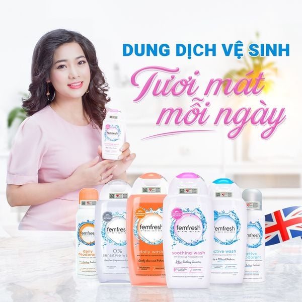 Dung Dịch Vệ Sinh Phụ Nữ/ Xịt Khử Mùi Femfresh Daily Intimate Wash 250ml/ Chai - Nhập Khẩu Anh Quốc