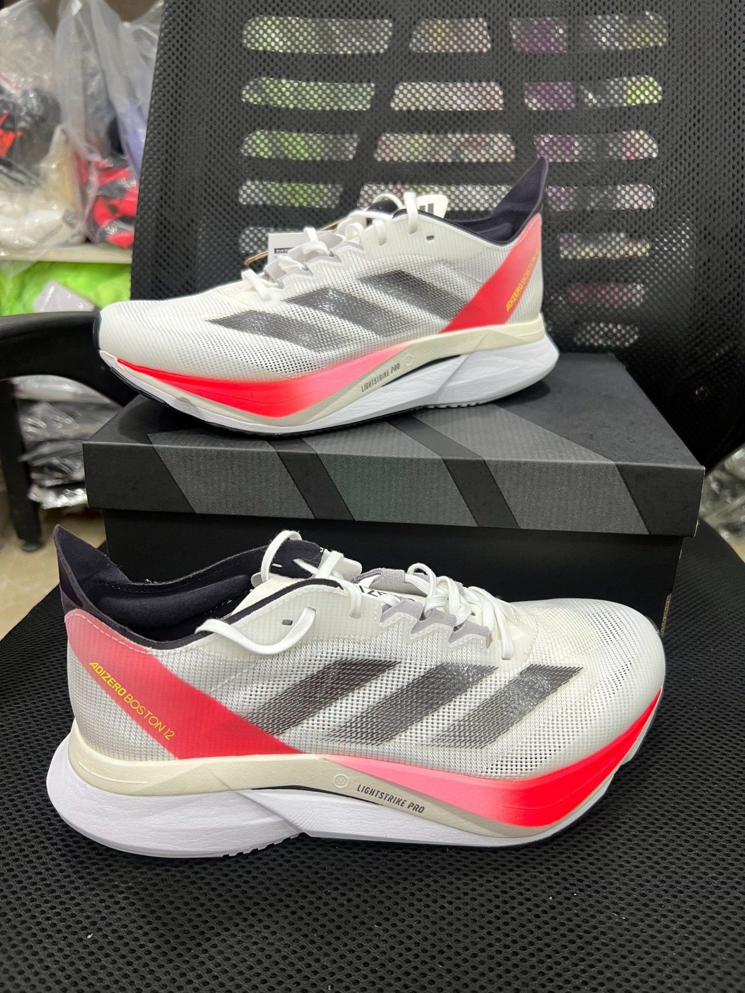 GIÀY CHẠY BỘ ADIZERO BOTSON 12 M
