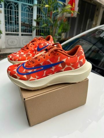  GIÀY CHẠY BỘ ZOOM FLY 5 PRM MÀU CHẤM CAM 