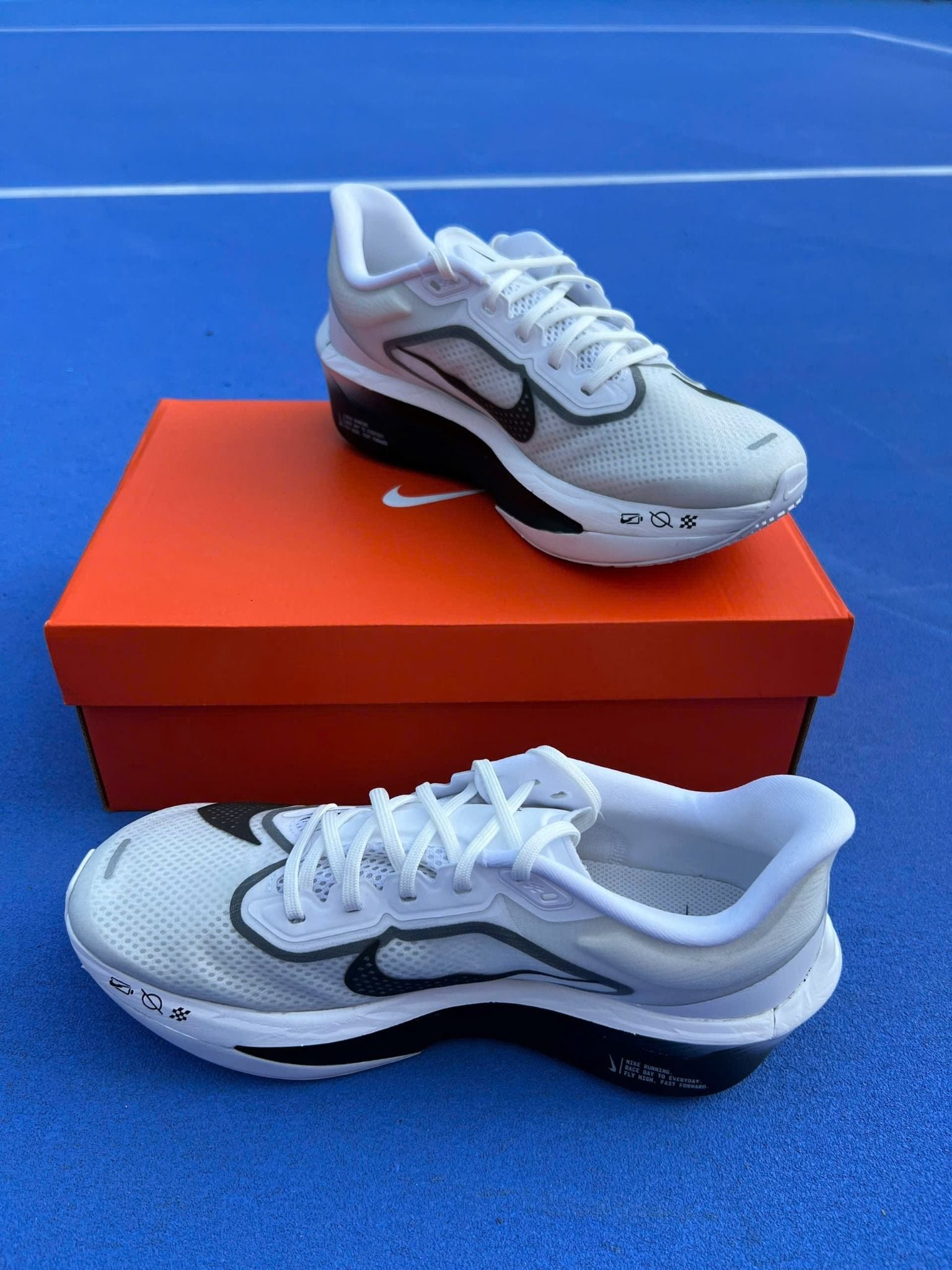 Giày Chạy Bộ Nike Zoom Fly 6 màu trắng đen