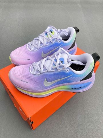  Giày Chạy Bộ Nike Vomero 18 - IB5169 500 