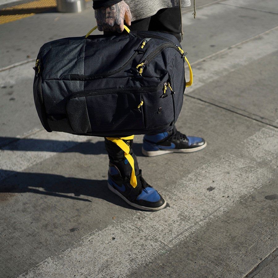  Balo Solo Velocity Max Backpack 17.3 inch - ACV732 . Phù hợp du lịch ngắn ngày . Nhiều ngăn tiện dụng và có Ngăn Đựng Giày Riêng - Chính hãng bảo hành 05 năm 