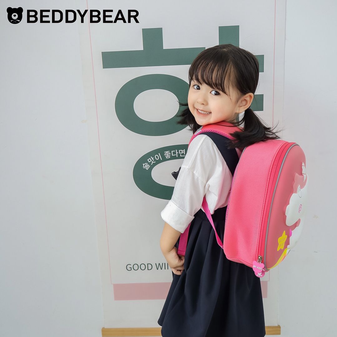  [NHẬP MÃ BEDDY50 - Giảm thêm 50.000đ/balo] Balo Beddybear / Beddy bear dành cho bé gái từ 2 tuổi - 5 tuổi / mẫu giáo, mầm non thiết kế dây cài chống thất lạc / họa tiết Kỳ Lân 