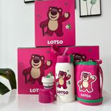  Ship now HCM - HN - Bình giữ nhiệt cho Bé Gấu dâu Lotso BeddyBear - Dung tích 600 ml - 2 Nắp thay thế - Chất liệu cao cấp SUS316 - Tặng kèm túi đeo xinh xắn - Bảo hành chính hãng 1 năm - RT103-600-GAUDAU 