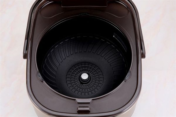 Nồi cơm cao tần BlueStone 1.5 Lít RCB-5988