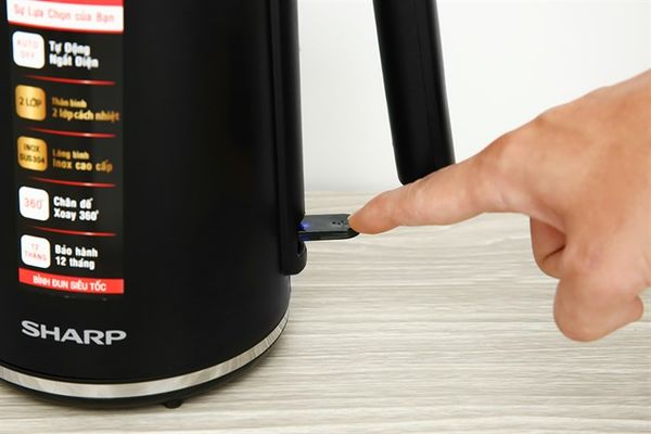 Ấm đun siêu tốc Sharp 1 lít EKJ-10DVPS-BK